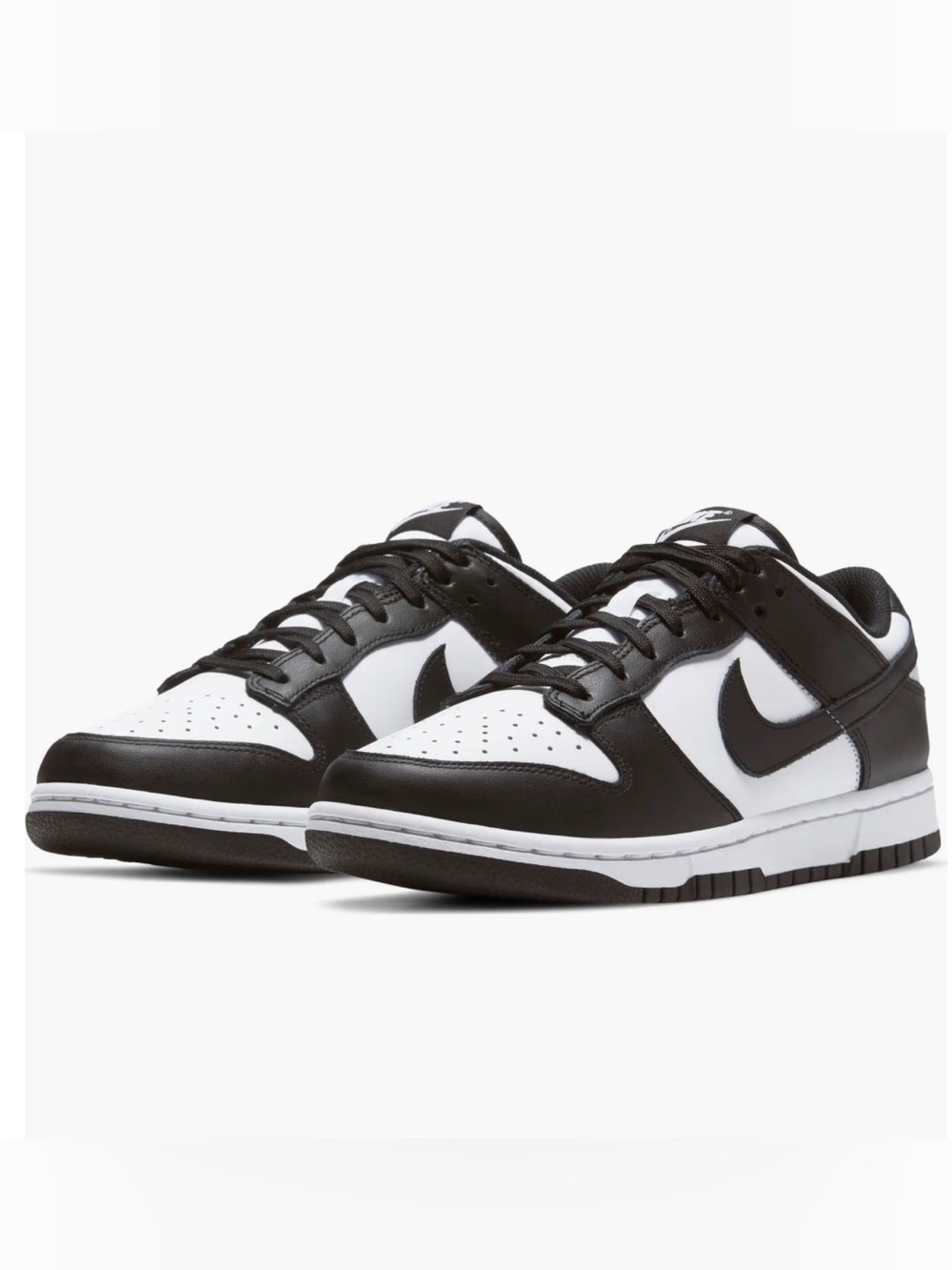 Nike Women's Black and White Low-Top Sneakers